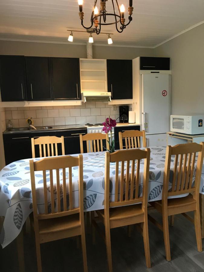 Bed and Breakfast Kastelholms Gaesthem Sund Exterior foto
